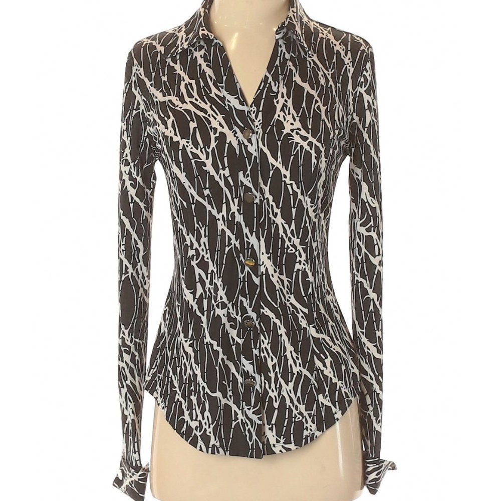 {Carmen Marc Valvo} Long Sleeve Button Down Top